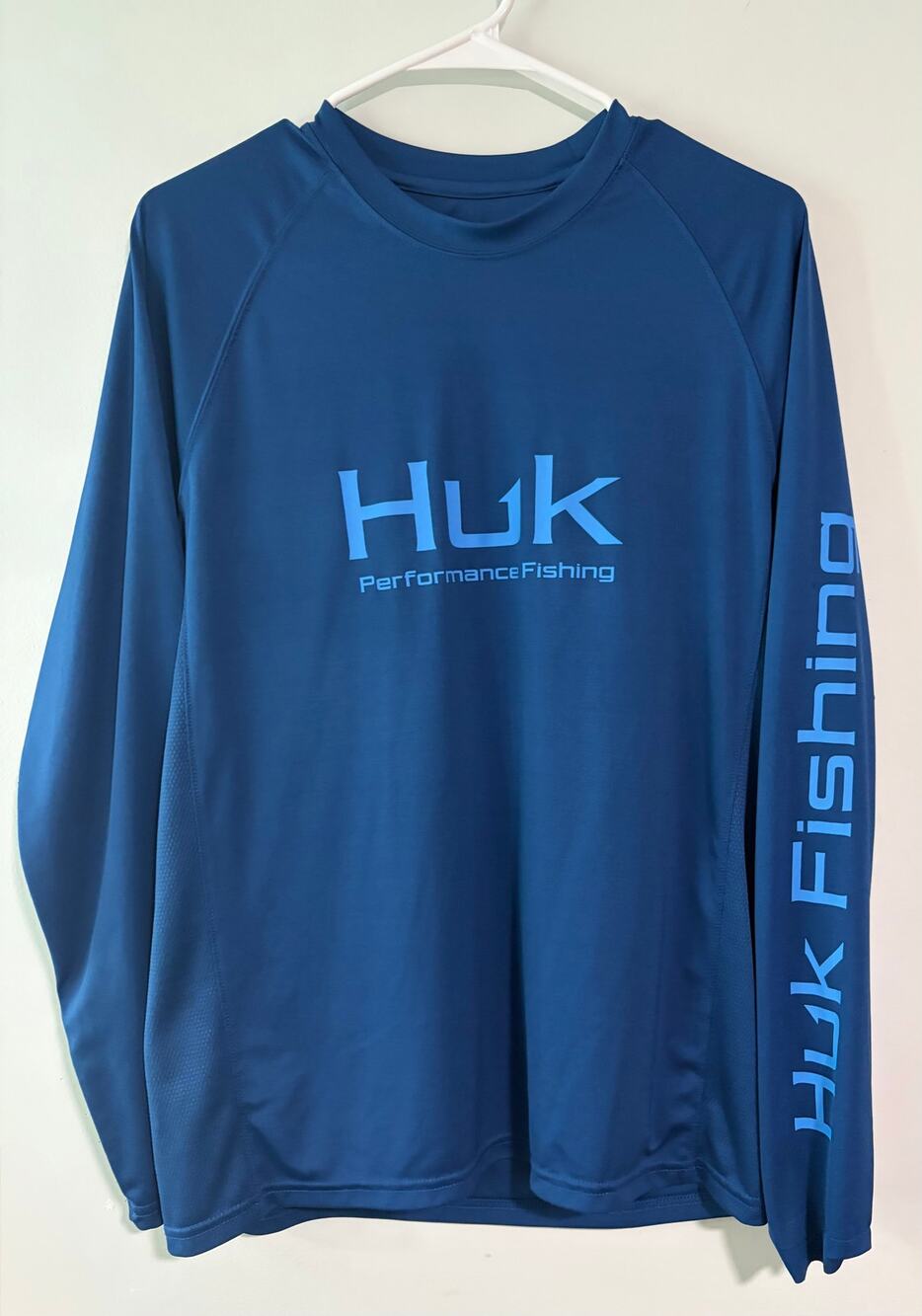 HUK Performance Fishing Shirt Mens M Blue Long Sleeve Mesh Outdoor